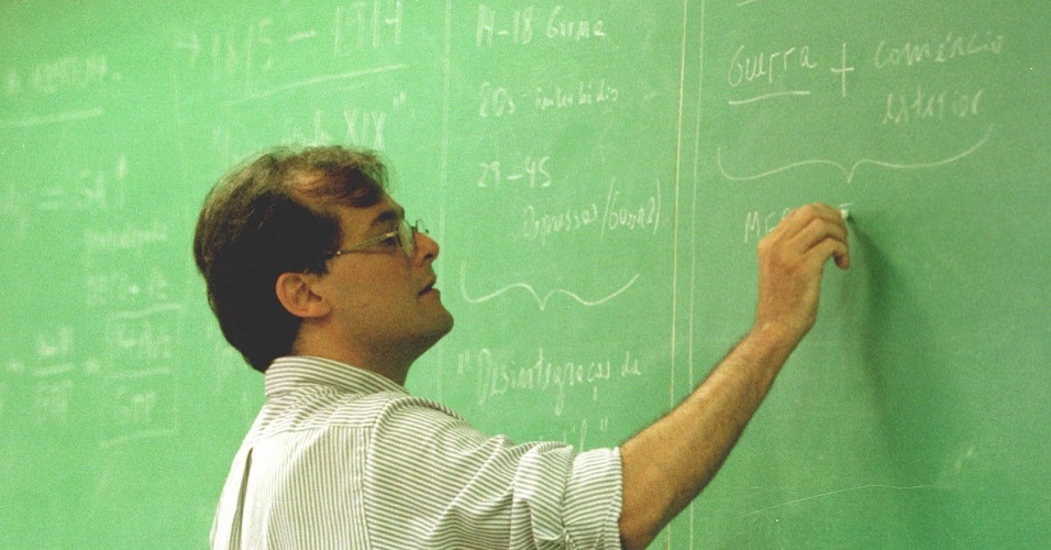A faculdade que forma os melhores professores! ;)